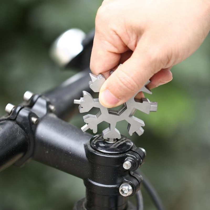 Snowflake™ 18-in-1 Multi-Tool (1+1 GRATIS)