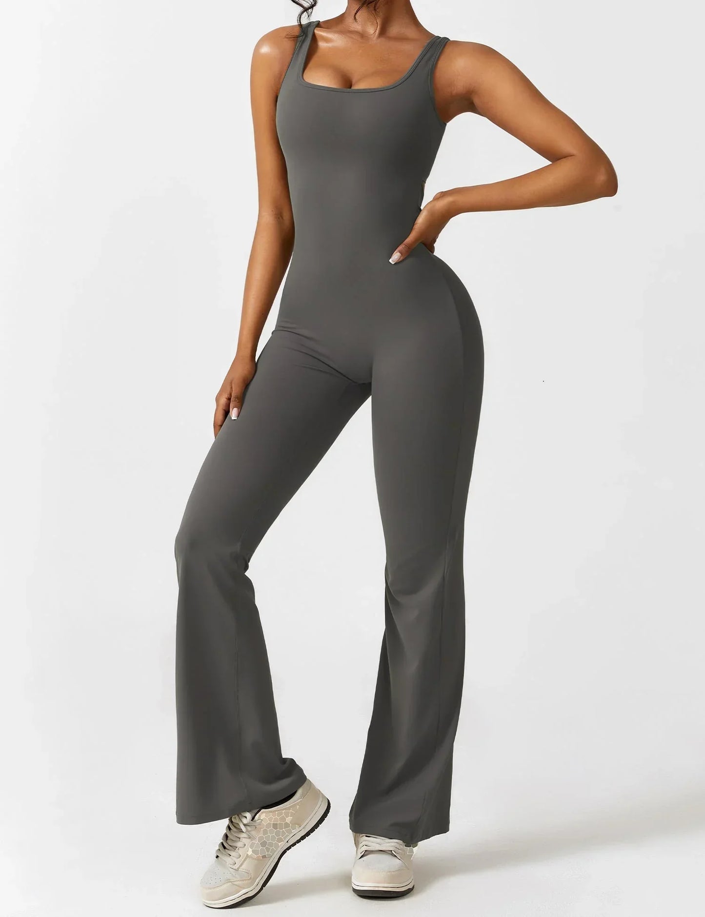 Flare Backless Jumpsuit™ | Boost je zelfvertrouwen!