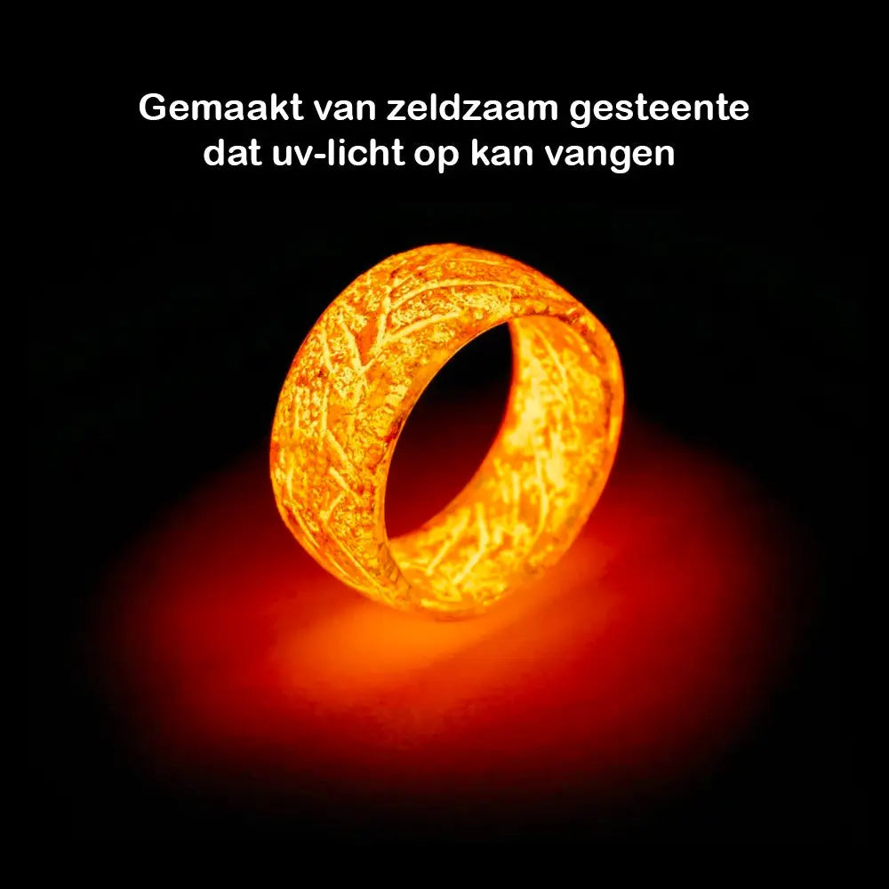 Lava Ring⢠- vangt uv-licht op en laat jou shinen