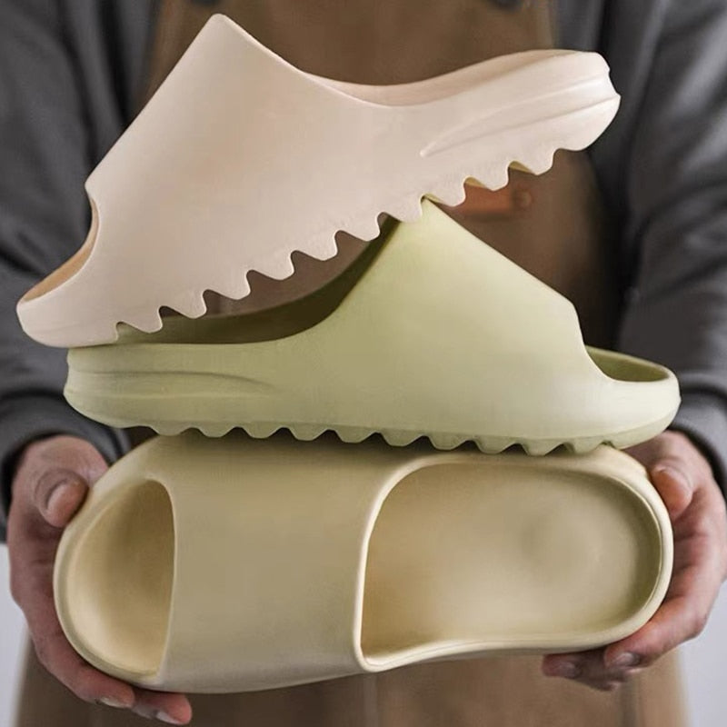 SuperSlides™ - Loop op wolkjes en gun je voeten comfort!